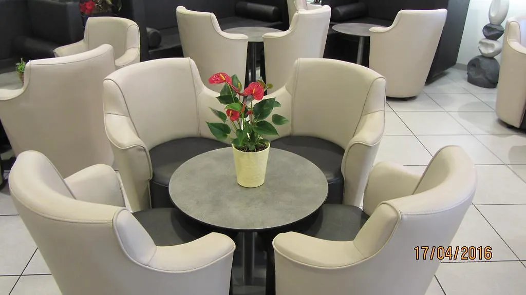 Hotel Notre Dame De France Lourdes